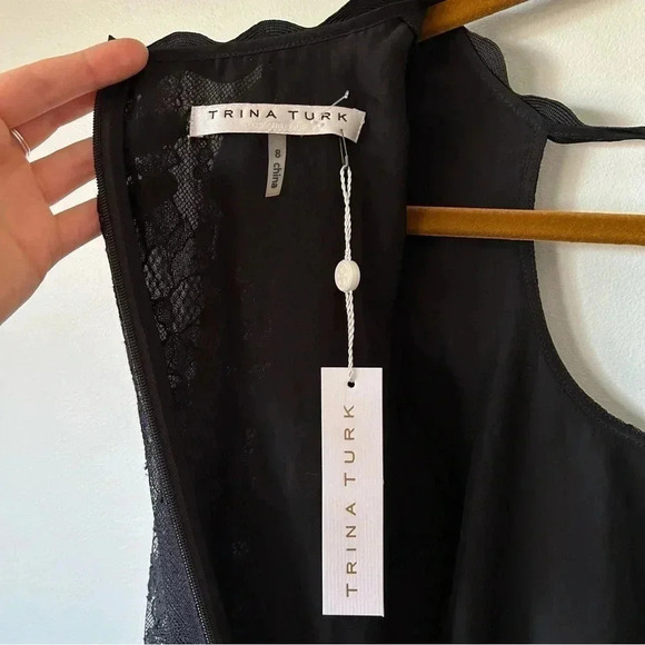 Trina Turk | TIPSY LACE DRESS - Picture 4 of 12